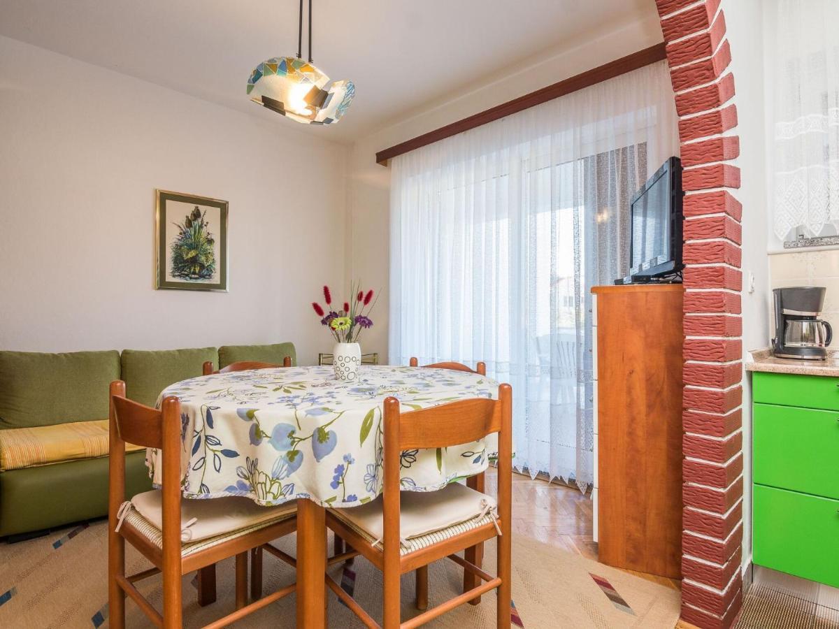 Apartments In House Liveric, In Vir At The Beach Экстерьер фото